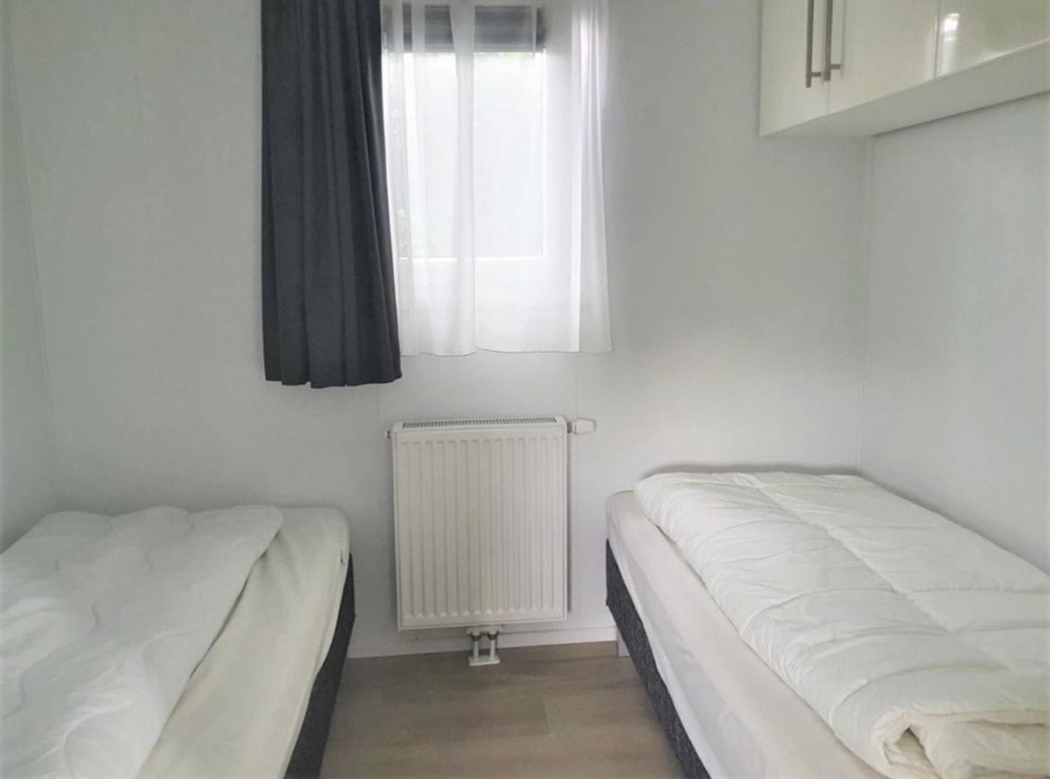 פוטן Knus Chalet Heidebloem מראה חיצוני תמונה